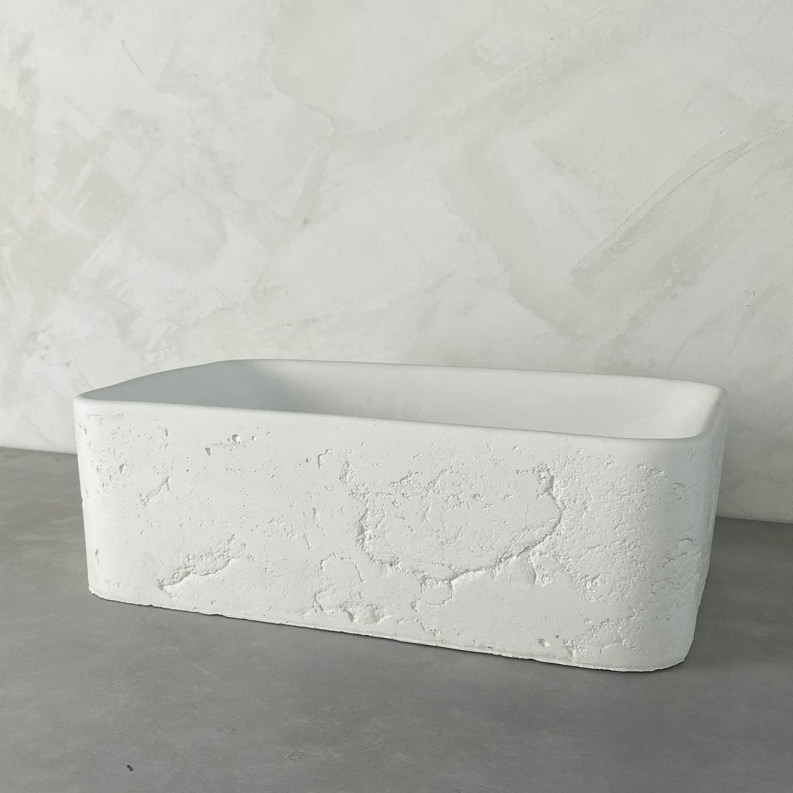 Aarde mini Concrete basin in Geelong