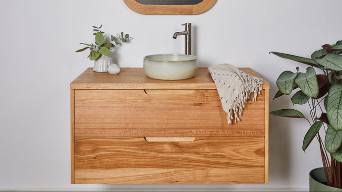 Inveroch Vanity