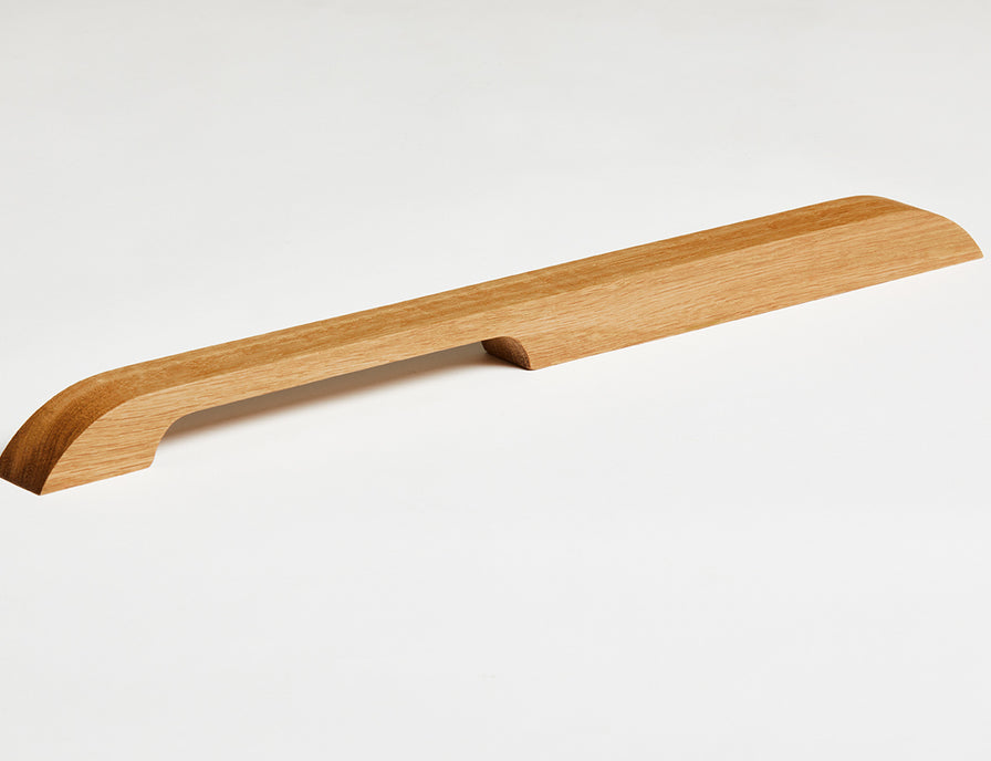 Linear cabinet handle American Oak