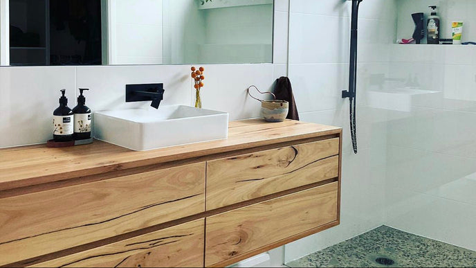 Iluka Vanity